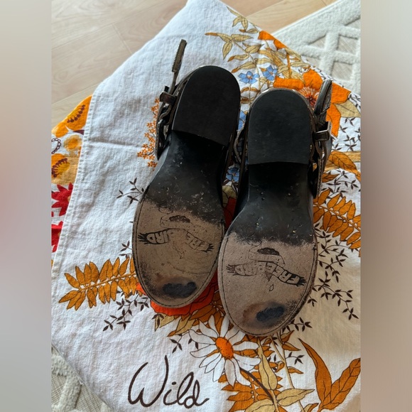 FREEBIRD l Carsen Brown Leather Ankle Bootie Size 7 Western Country Boho Buckle - Picture 9 of 15